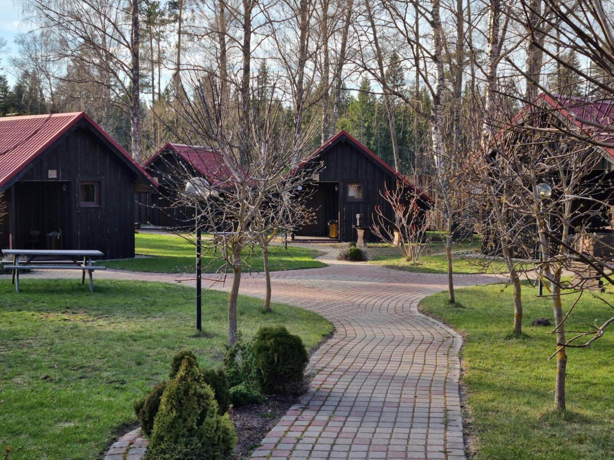 Viesu Nams Vecmuiza Hotel Tūja Buitenkant foto