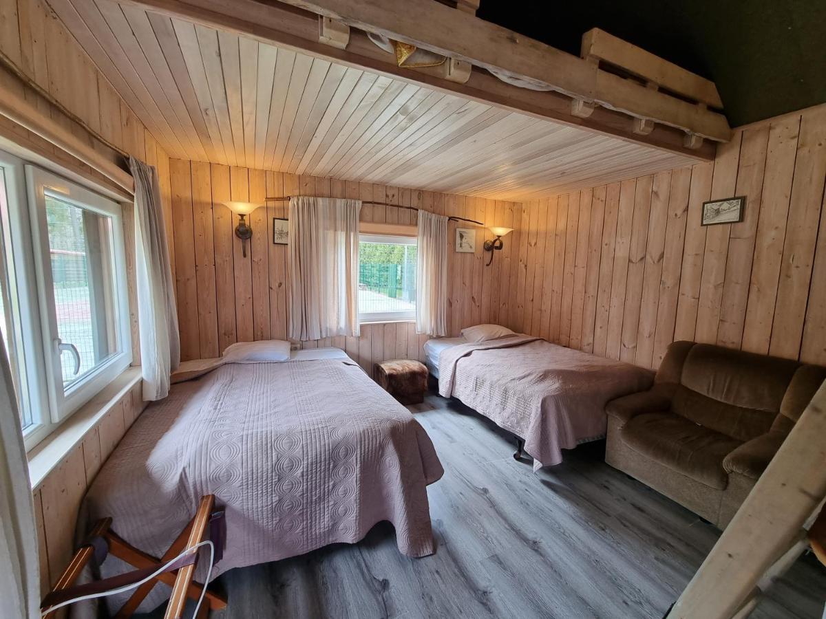 Viesu Nams Vecmuiza Hotel Tūja Buitenkant foto